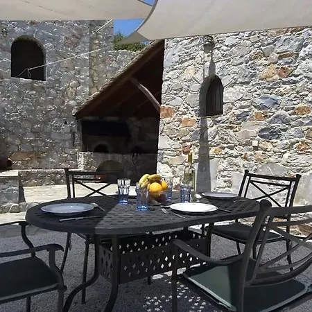Sirens Pyrgos - Infinity Sea Views Villa *
