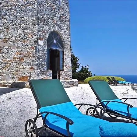 Sirens Pyrgos - Infinity Sea Views Villa *