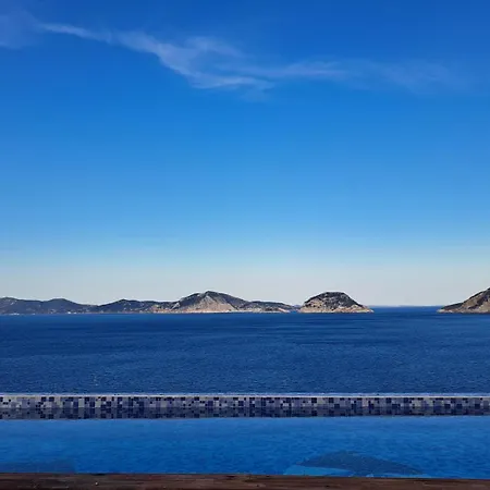 Sirens Pyrgos - Infinity Sea Views